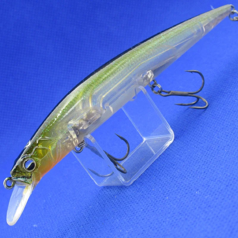 Lures for Fishing on Cloudy Days-LEVEL MINNOW [Used]